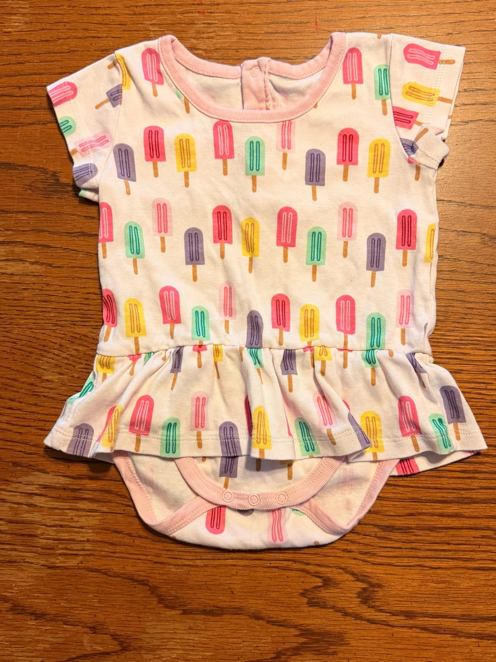 Monica + Andy Baby Girls Size 12-18 months All Dressed Up Bodysuit Popsicles
